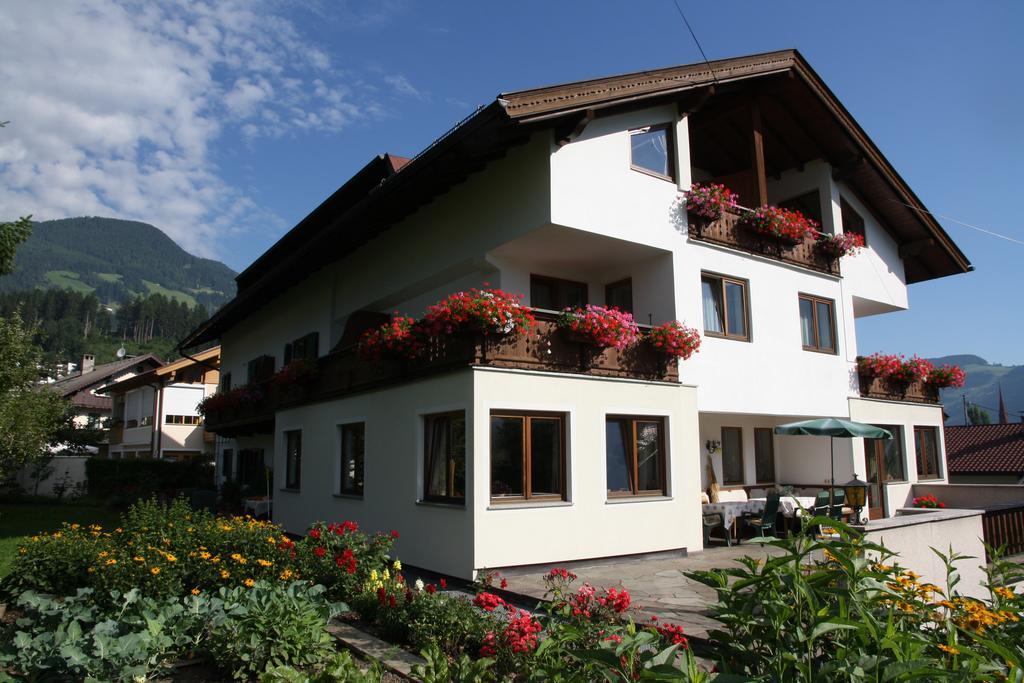 Hotel Gästehaus Treichl Fügen Exterior foto